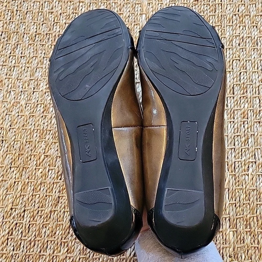 ANNE KLEIN SPORT round toe ballet shoes.  Slight wedge.  Size is 9.